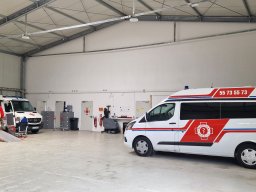 Fahrzeughalle